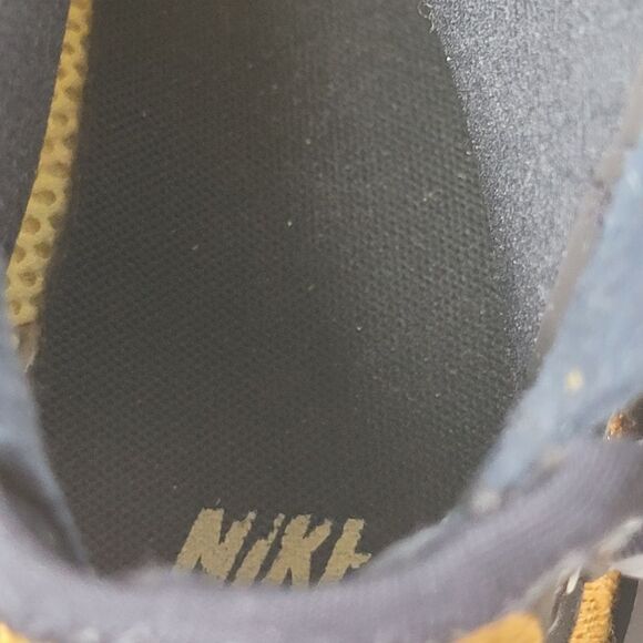 Nike Air Presto Men's Sneaker Size 8 Mid Utility Bicycle Yellow DC8751-700 - Picture 6 of 9